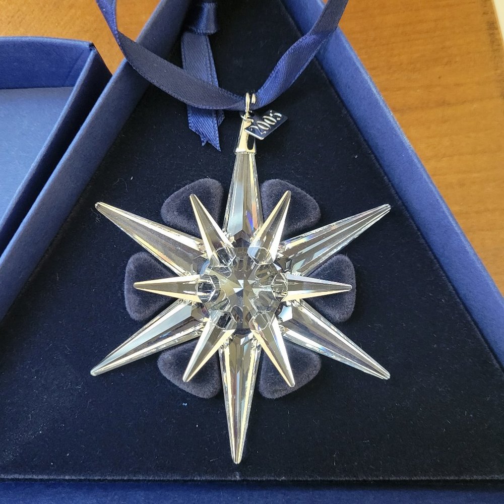 Swarovski Christmas Ornament 2005 Rockefeller Center